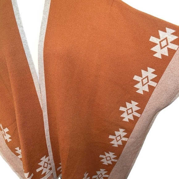 Warm & Cozy Women's Sweater Size M Rust Cream Kimono Style Open Front Southwest - Picture 2 of 9